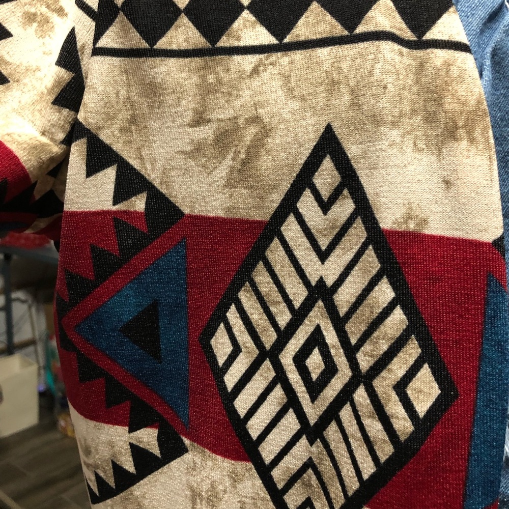 Light weight knit open front cardigan - Picture 4 of 5
